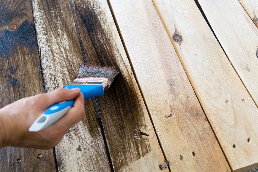 Deck Staining in Murfreesborotnpainter project 2